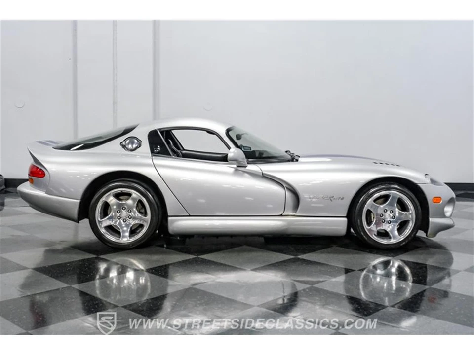 1999 Dodge Viper 2nd Gen - Image 14 of 31