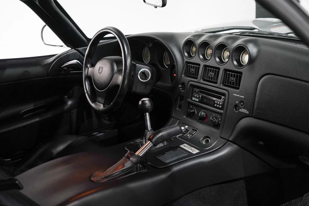 1999 Dodge Viper 2nd Gen - Image 18 of 21
