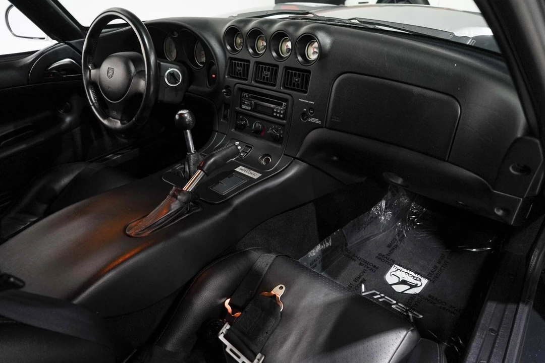 1999 Dodge Viper 2nd Gen - Image 17 of 21