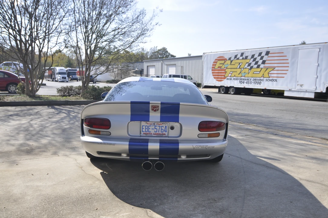 1999 Dodge Viper ACR 2nd Gen - Image 2 of 10