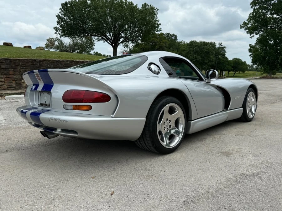 1999 Dodge Viper GTS 2nd Gen - Image 10 of 27