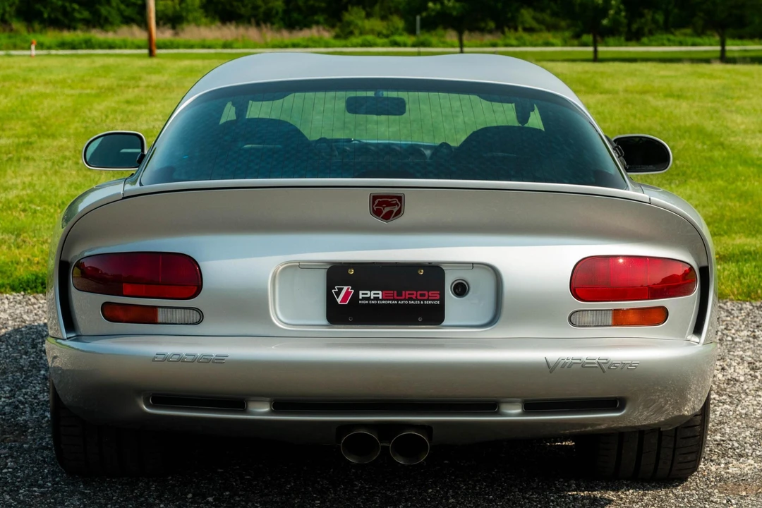 1999 Dodge Viper GTS 2nd Gen - Image 5 of 31