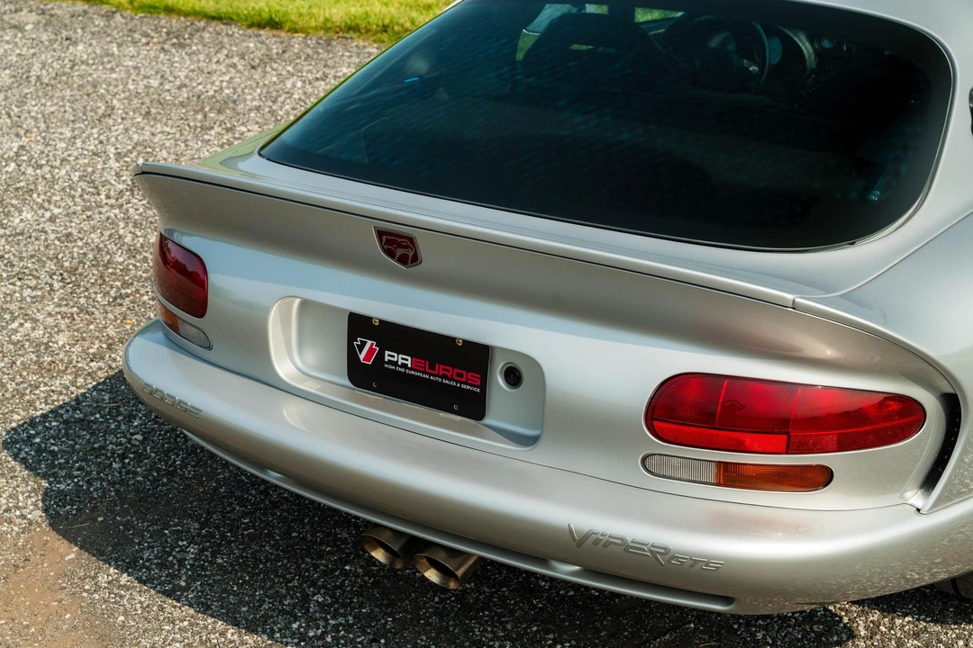 1999 Dodge Viper GTS 2nd Gen - Image 30 of 31