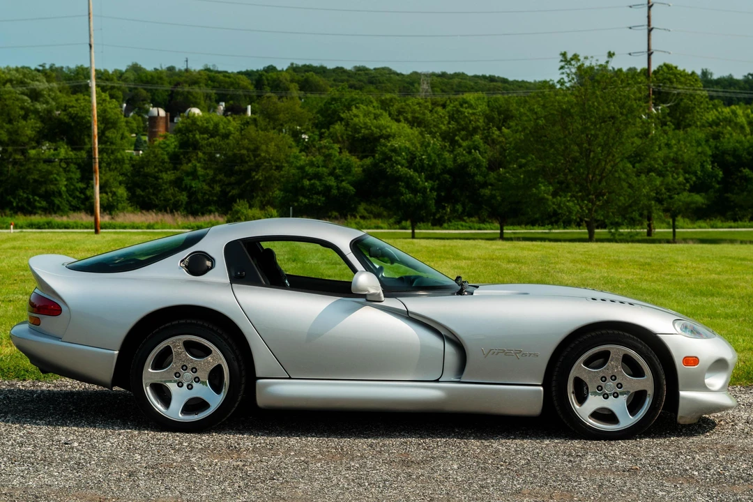 1999 Dodge Viper GTS 2nd Gen - Image 3 of 31