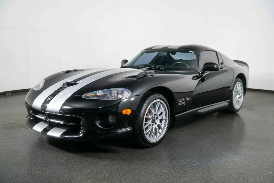 1999 Dodge Viper GTS 2nd Gen - Image 4 of 31