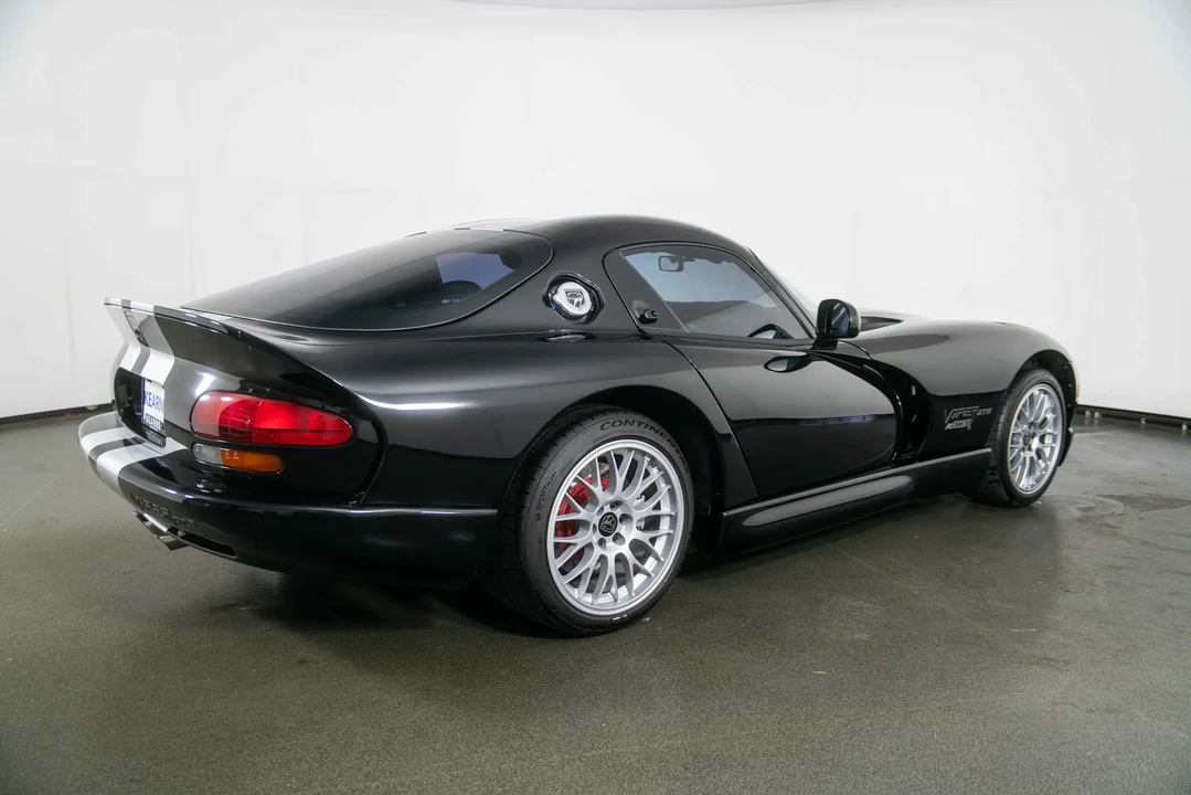 1999 Dodge Viper GTS 2nd Gen - Image 8 of 31
