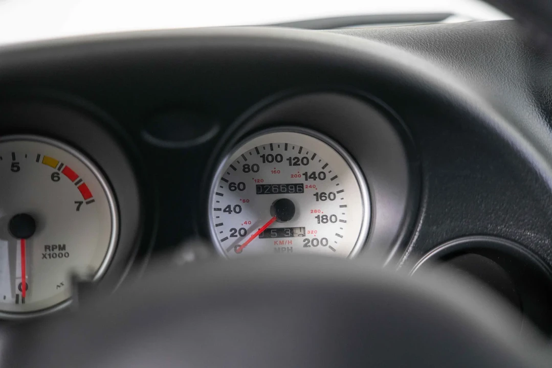 1999 Dodge Viper GTS 2nd Gen - Image 17 of 31