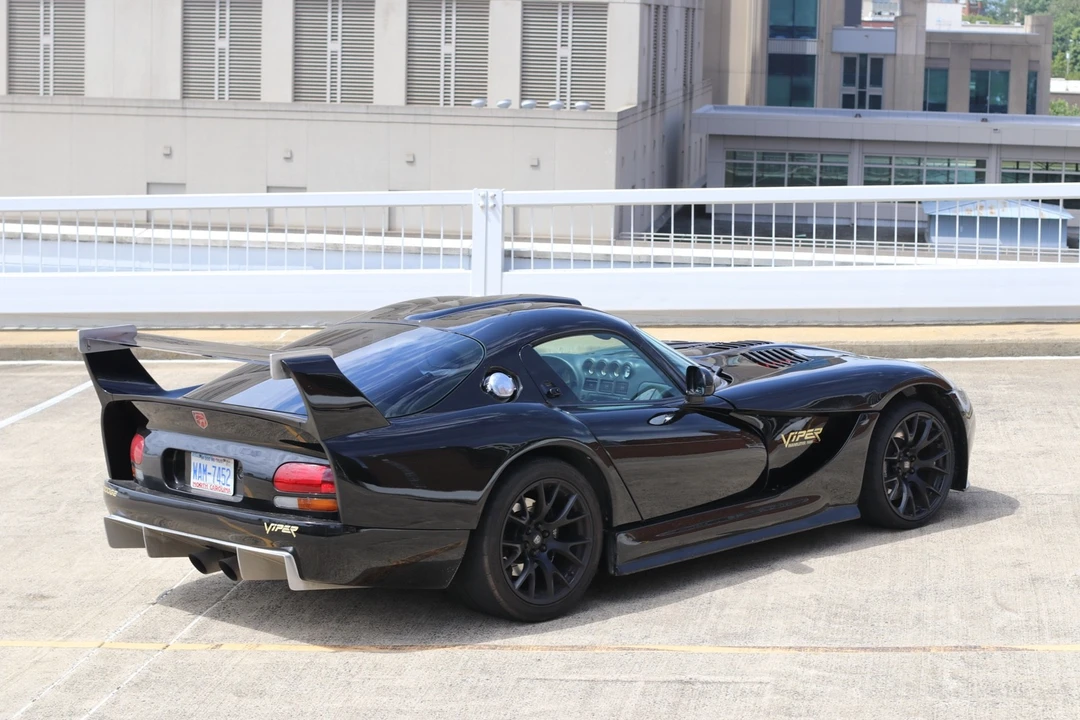 1999 Dodge Viper GTS 2nd Gen - Image 5 of 24