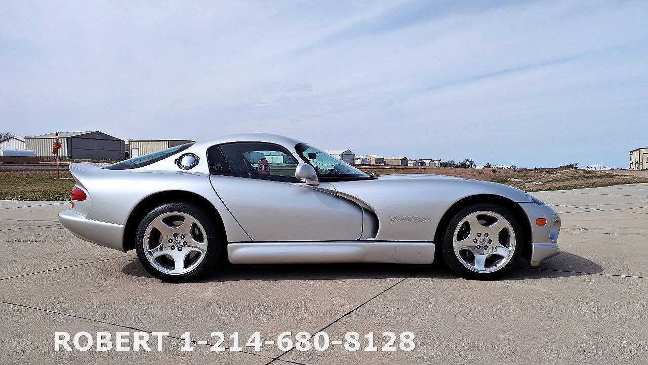 1999 Dodge Viper GTS 2nd Gen - Image 17 of 21