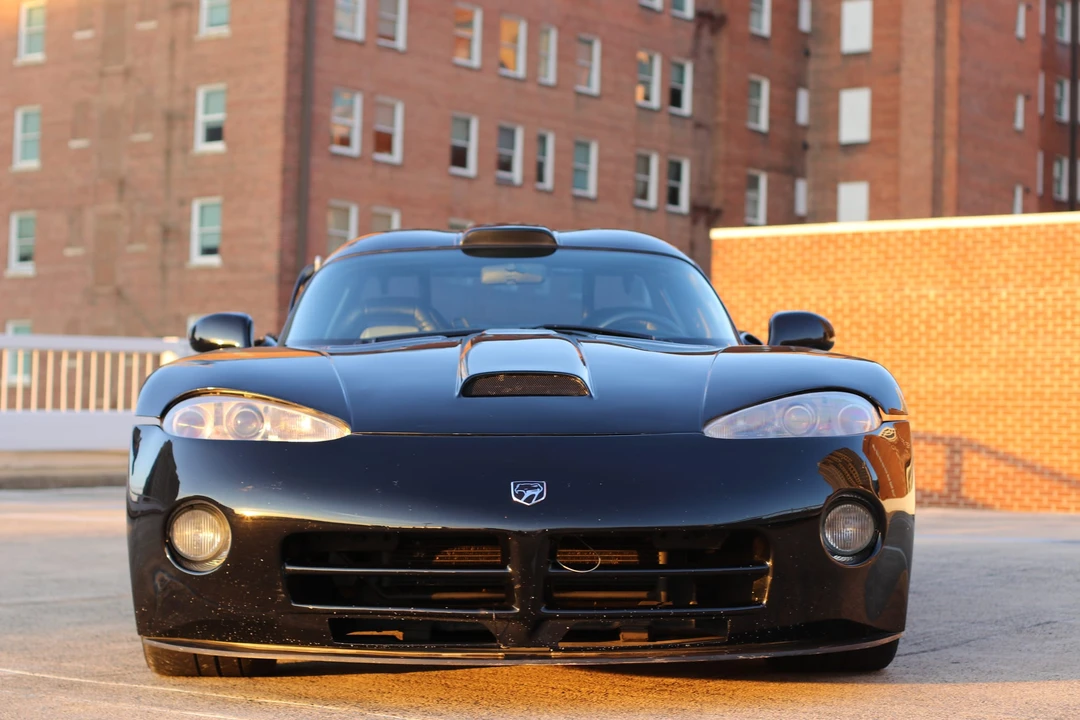 1999 Dodge Viper GTS 2nd Gen - Image 22 of 31