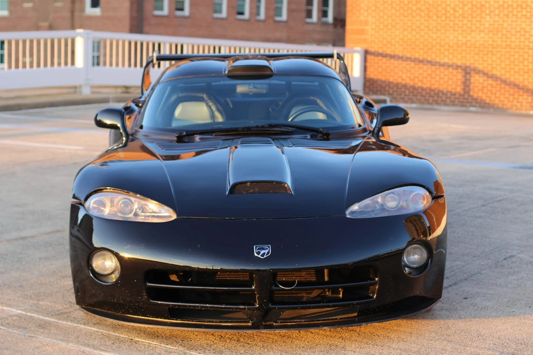 1999 Dodge Viper GTS 2nd Gen - Image 23 of 31