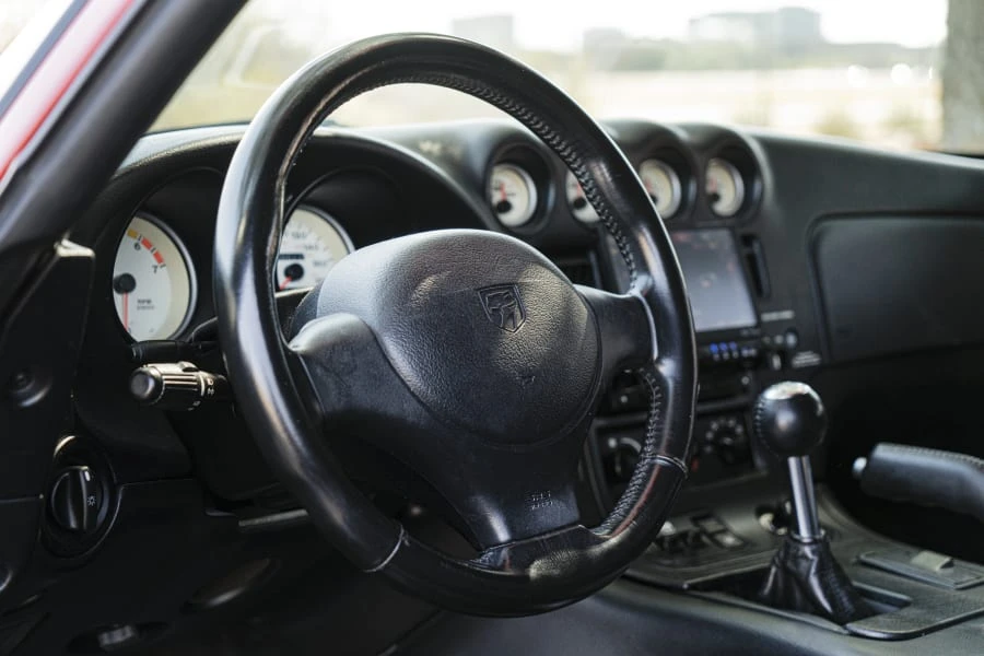 1999 Dodge Viper GTS 2nd Gen - Image 4 of 19
