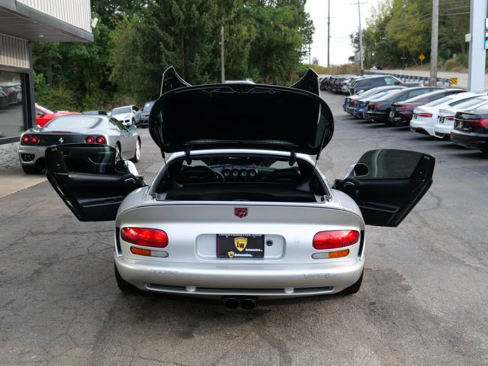 1999 Dodge Viper GTS 2nd Gen - Image 17 of 20