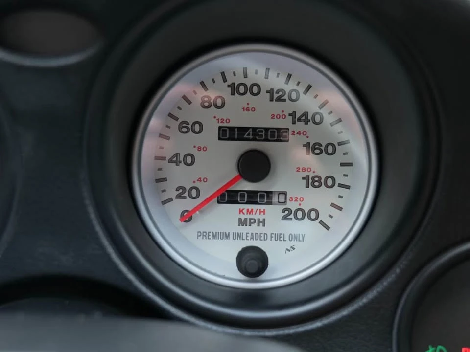 1999 Dodge Viper GTS 2nd Gen - Image 9 of 20