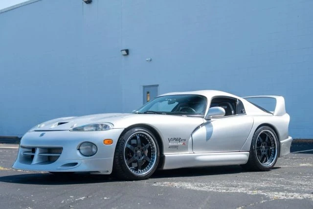 1999 Dodge Viper GTS 2nd Gen - Image 2 of 17