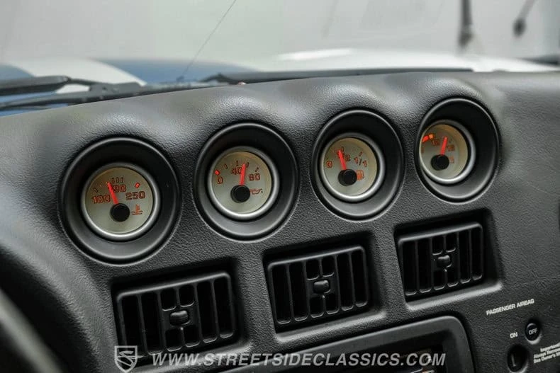 1999 Dodge Viper GTS 2nd Gen - Image 29 of 31