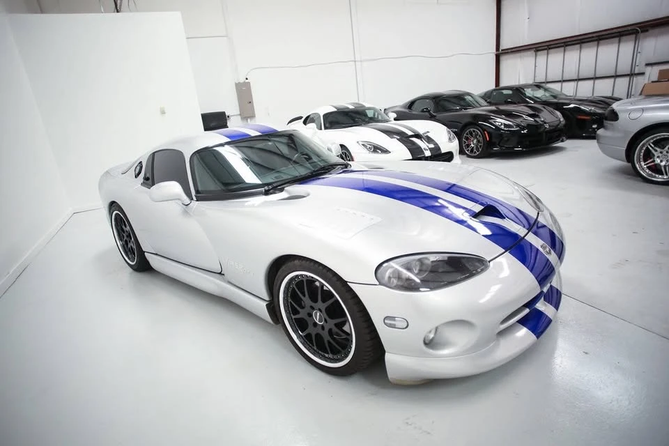 1999 Dodge Viper 2nd Gen - Image 11 of 20