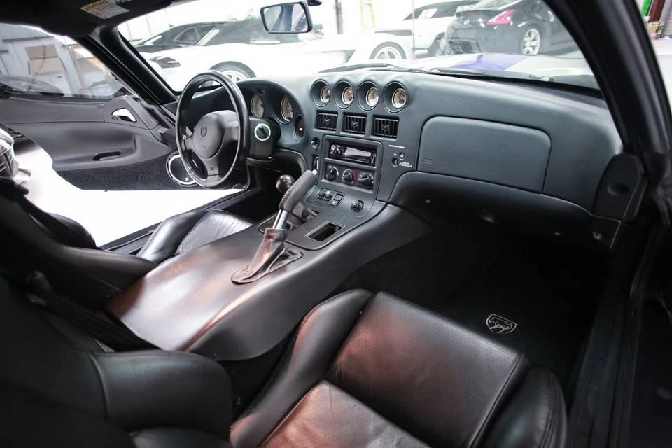 1999 Dodge Viper 2nd Gen - Image 17 of 20