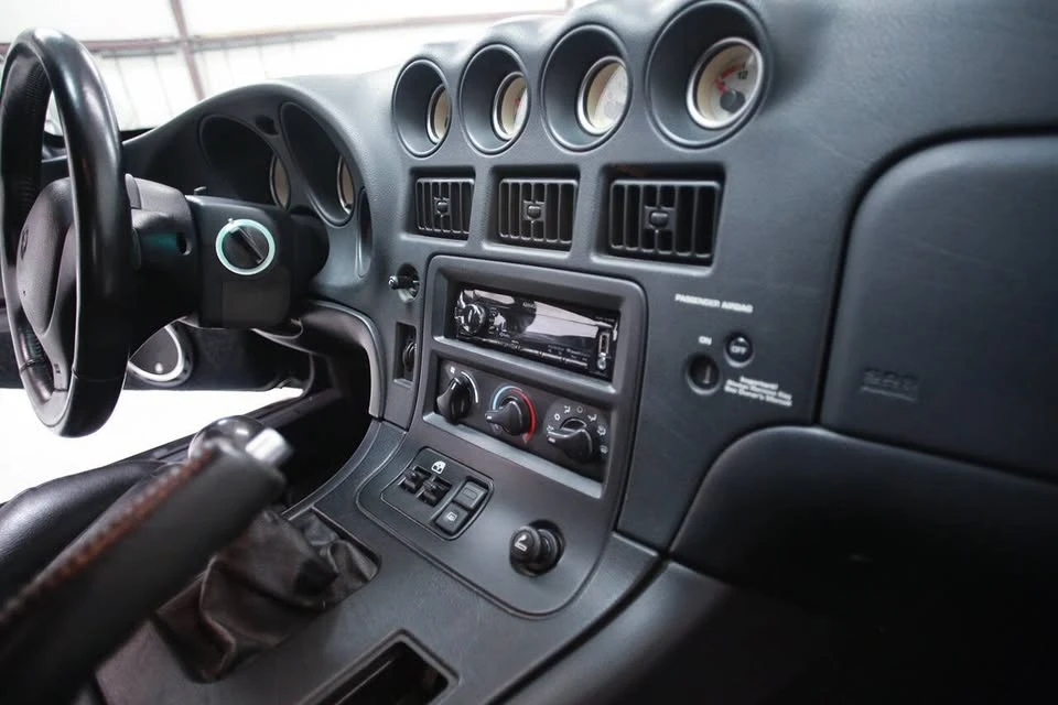 1999 Dodge Viper 2nd Gen - Image 18 of 20