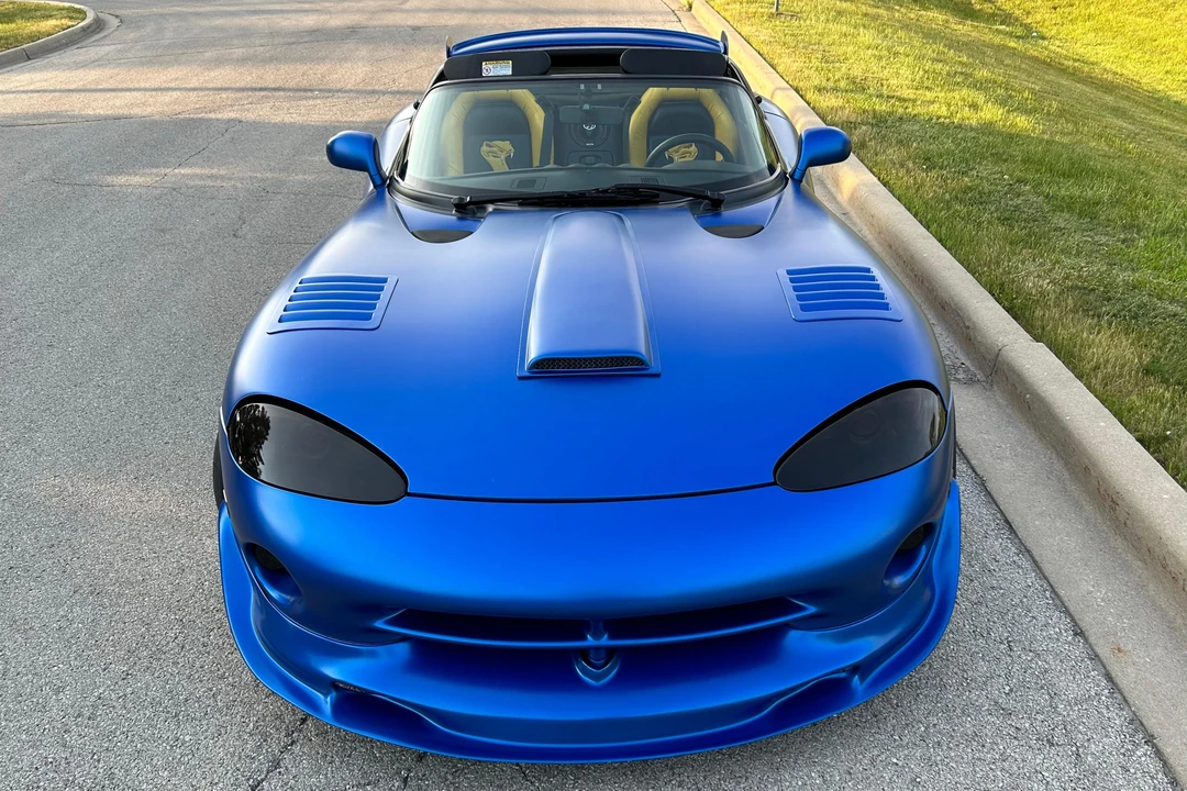 1999 Dodge Viper 2nd Gen - Image 2 of 31