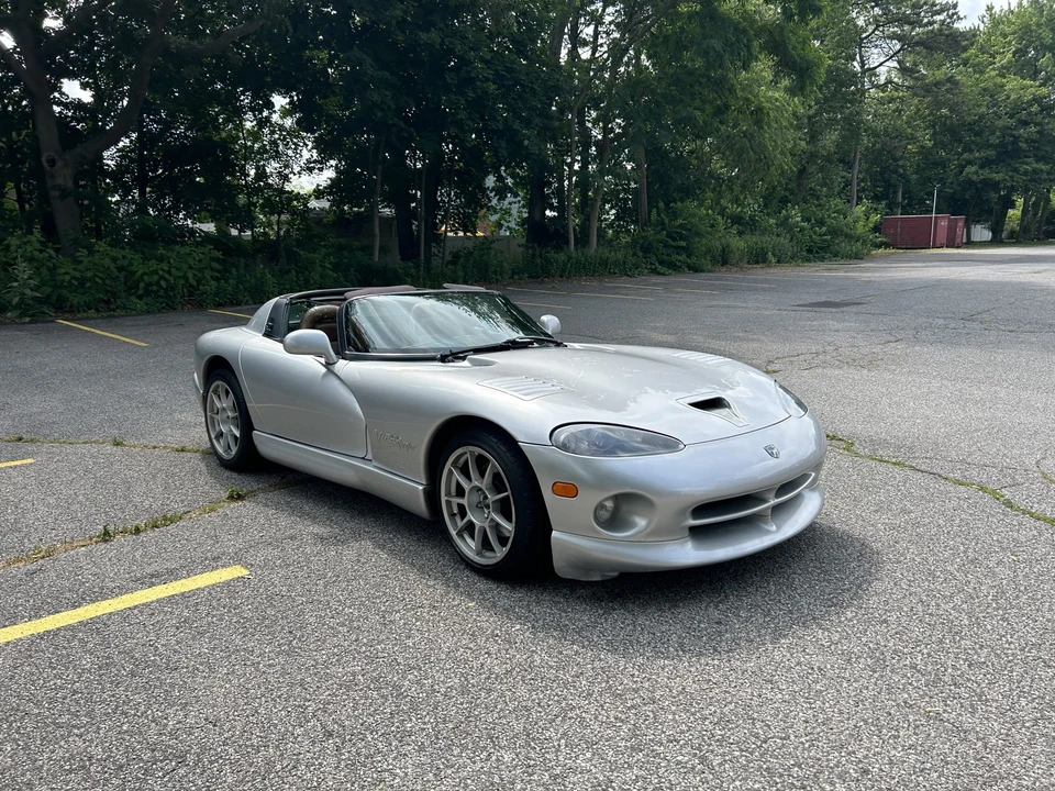 1999 Dodge Viper 2nd Gen - Image 22 of 31