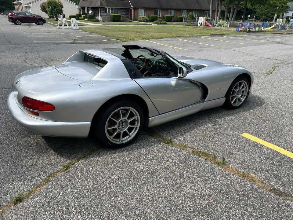 1999 Dodge Viper 2nd Gen - Image 19 of 31
