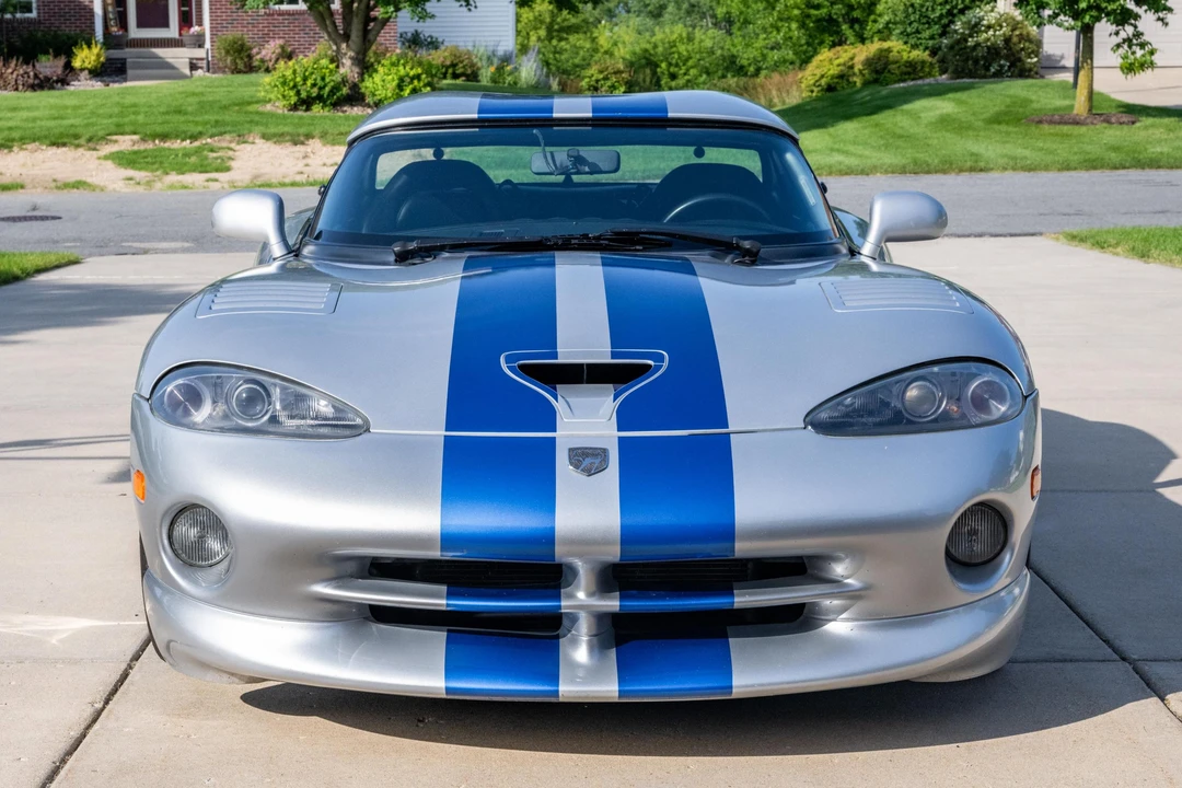 1999 Dodge Viper 2nd Gen - Image 2 of 30