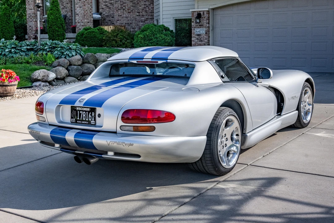 1999 Dodge Viper 2nd Gen - Image 15 of 30