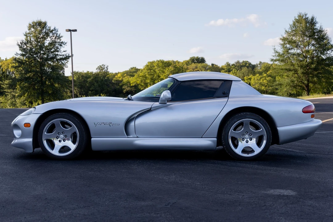 1999 Dodge Viper 2nd Gen - Image 15 of 31