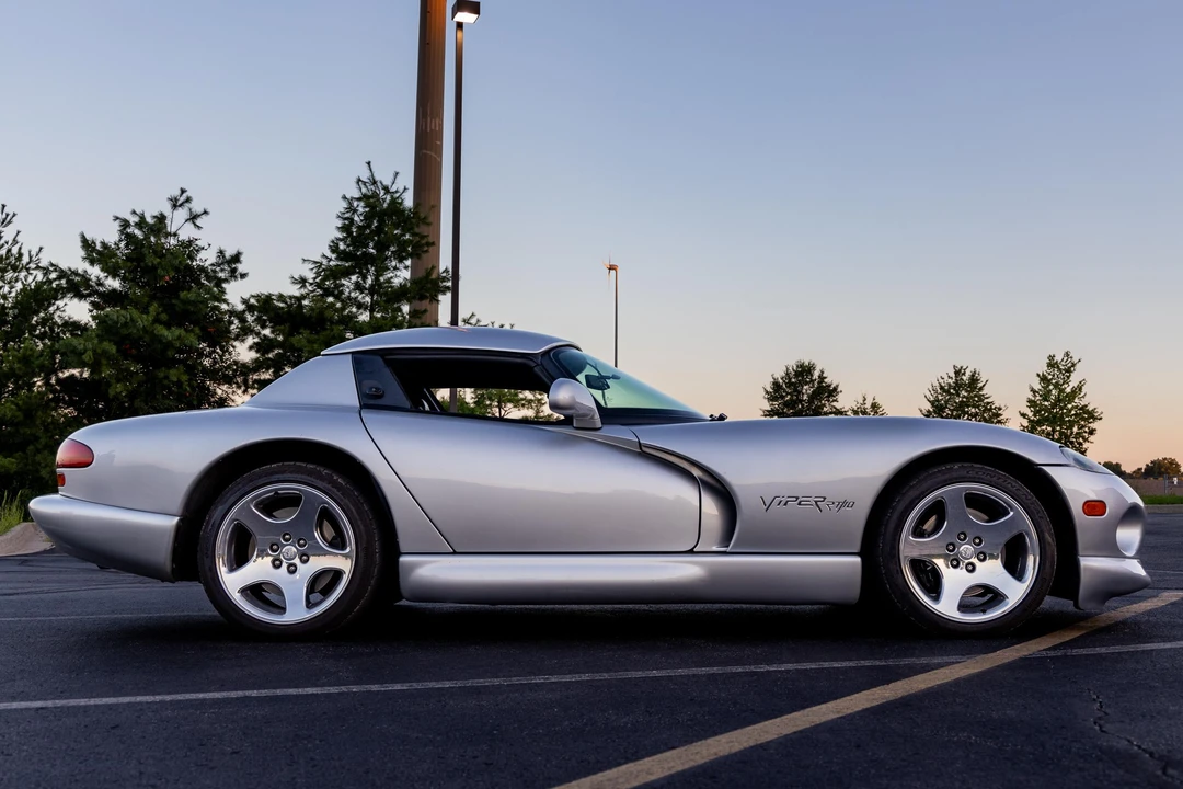 1999 Dodge Viper 2nd Gen - Image 19 of 31