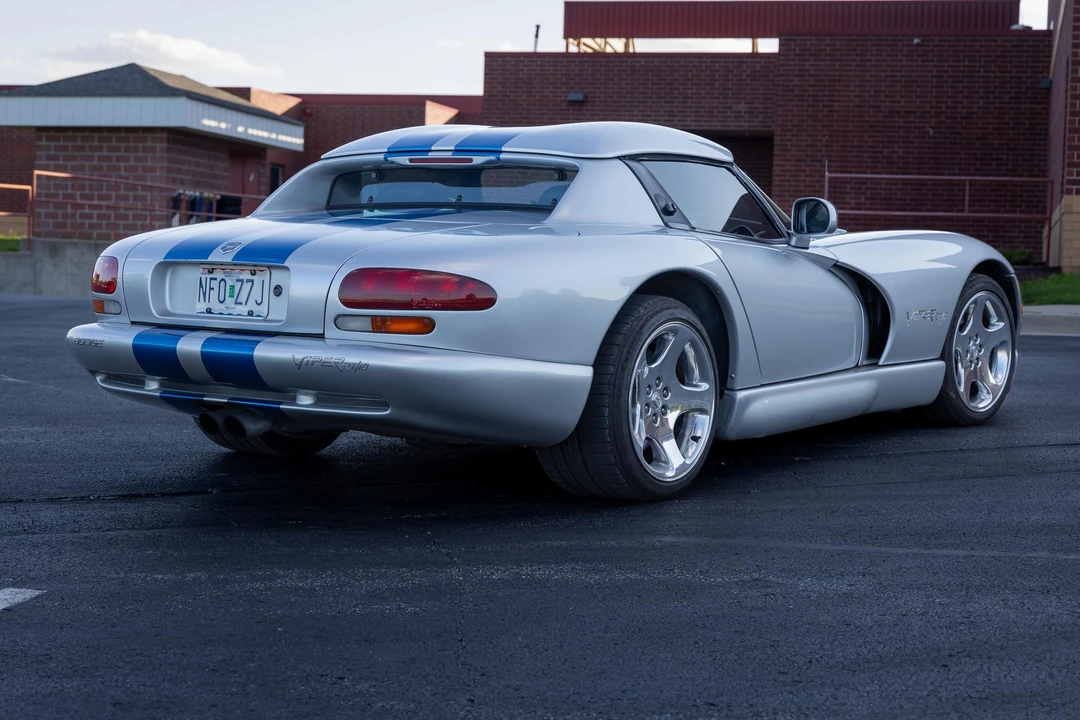 1999 Dodge Viper 2nd Gen - Image 18 of 31