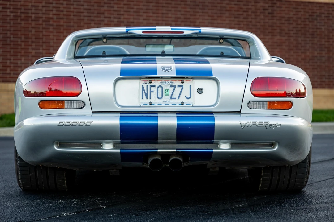 1999 Dodge Viper 2nd Gen - Image 9 of 31