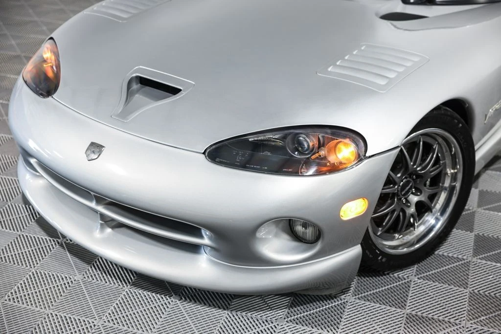 1999 Dodge Viper 2nd Gen - Image 16 of 21