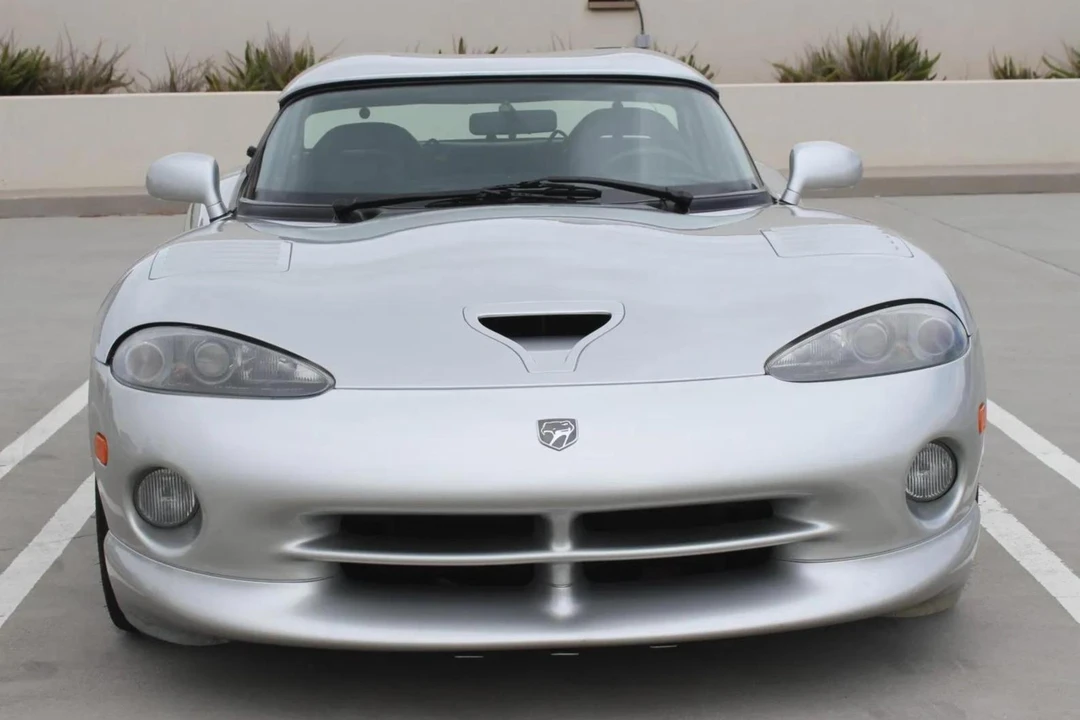 1999 Dodge Viper 2nd Gen - Image 2 of 31