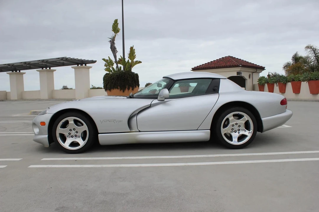1999 Dodge Viper 2nd Gen - Image 11 of 31