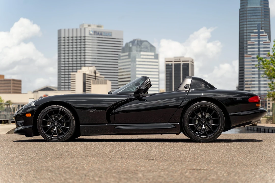 1999 Dodge Viper 2nd Gen - Image 9 of 31