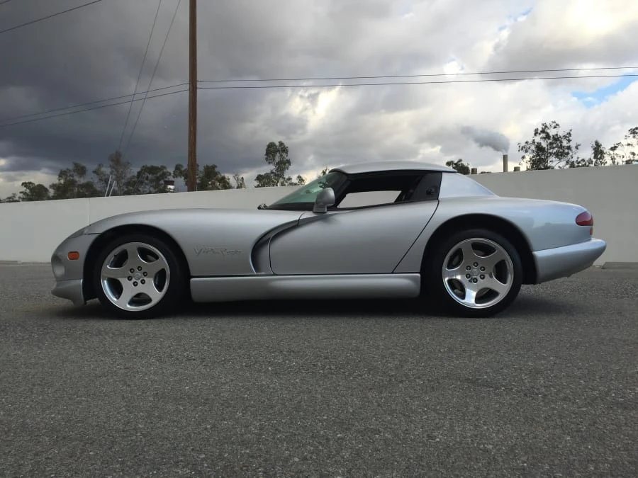 1999 Dodge Viper 2nd Gen - Image 2 of 4