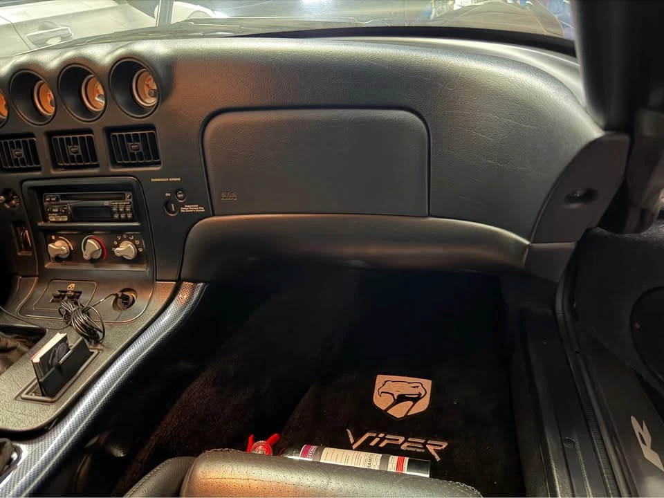 1999 Dodge Viper 2nd Gen - Image 10 of 14