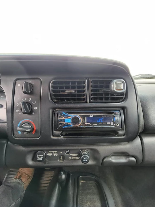 1999 Dodge Dakota 2nd Gen - Image 12 of 16