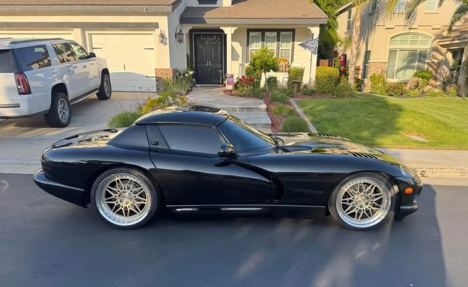 1999 Dodge Viper 2nd Gen - Image 2 of 6