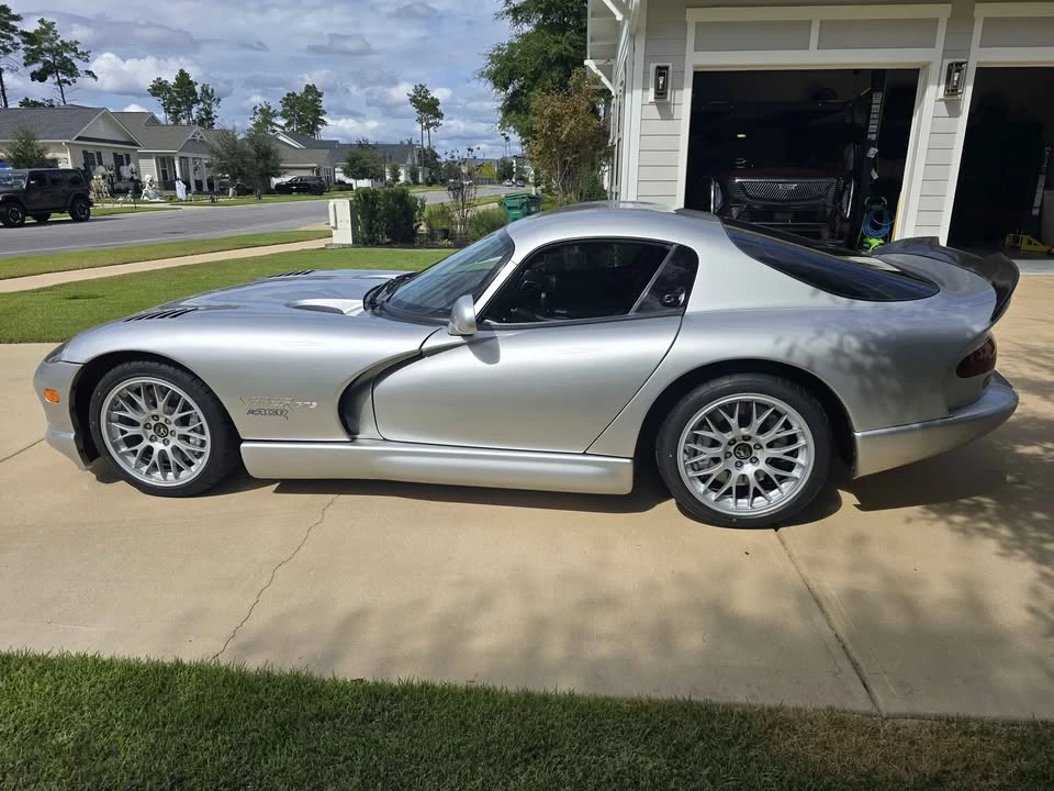 1999 Dodge Viper ACR 2nd Gen - Image 2 of 11