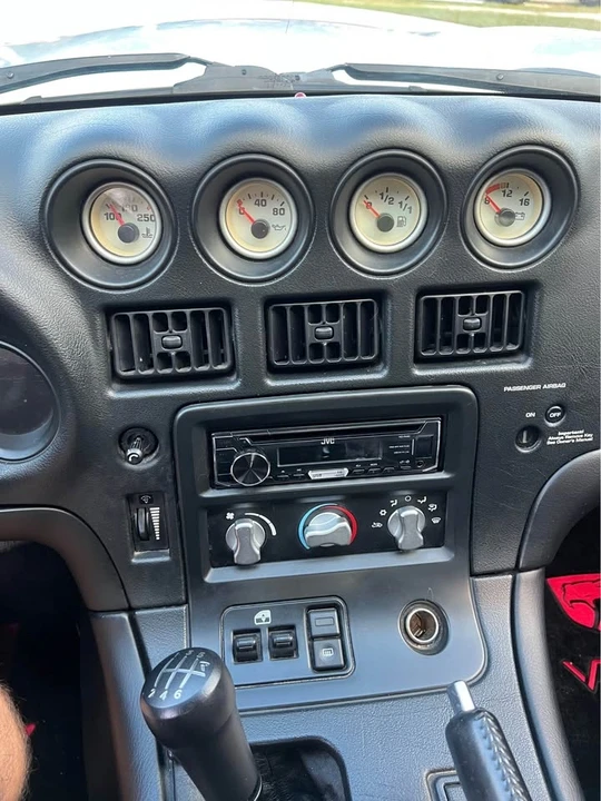 1999 Dodge Viper GTS 2nd Gen - Image 17 of 20