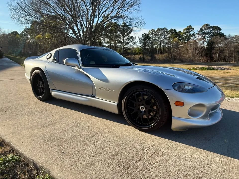 1999 Dodge Viper GTS 2nd Gen - Image 2 of 18