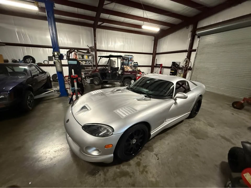 1999 Dodge Viper GTS 2nd Gen - Image 18 of 18