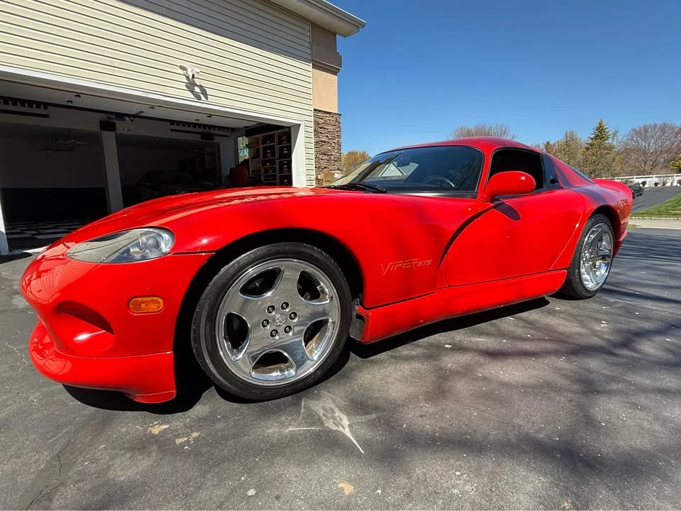 1999 Dodge Viper GTS 2nd Gen - Image 2 of 15