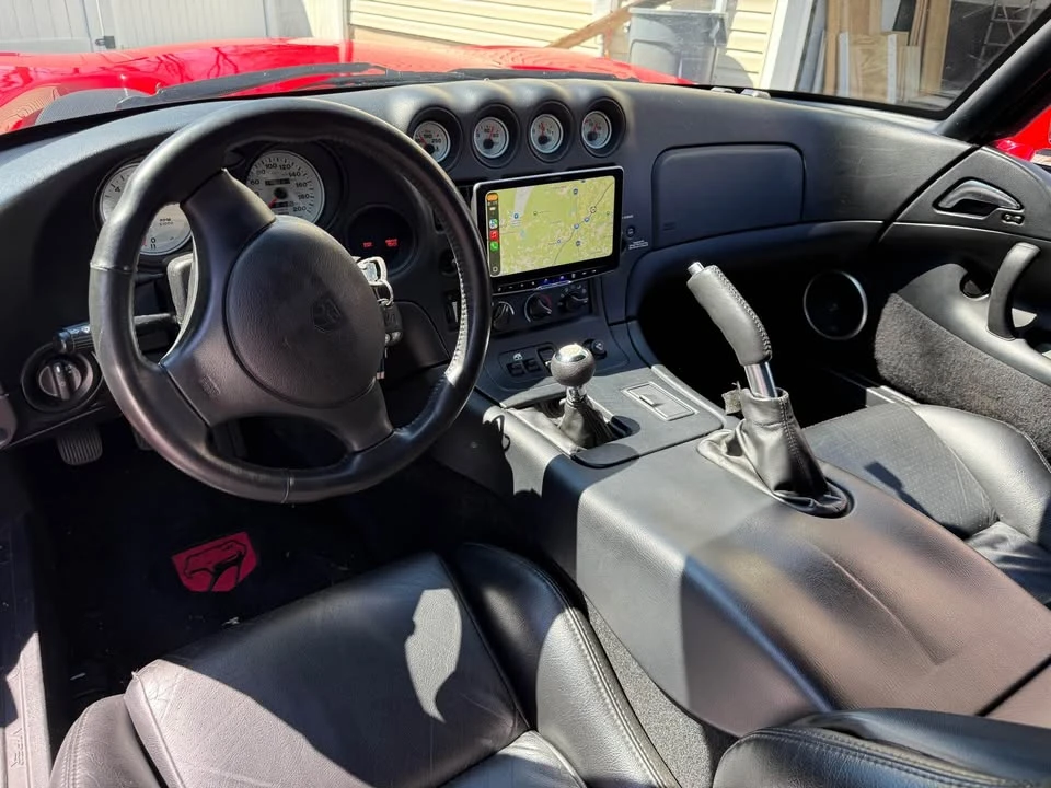 1999 Dodge Viper GTS 2nd Gen - Image 14 of 15