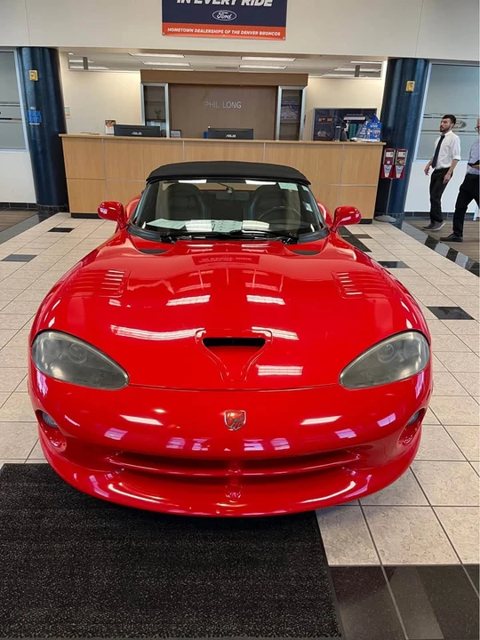 1999 Dodge Viper 2nd Gen - Image 2 of 9