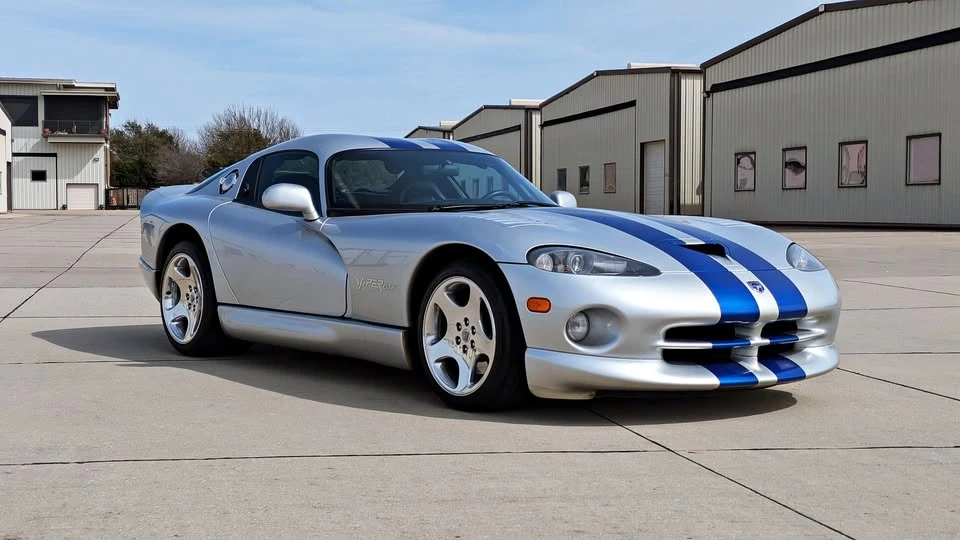 1999 Dodge Viper GTS 2nd Gen - Image 11 of 14