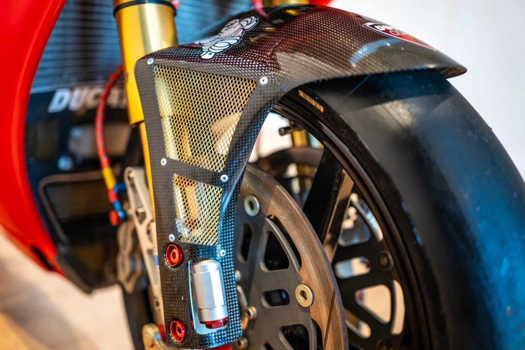 1999 Ducati 916 - Image 24 of 30
