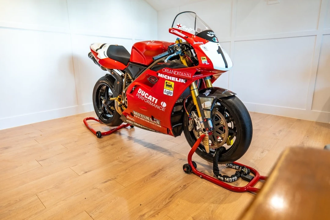 1999 Ducati 916 - Image 4 of 30